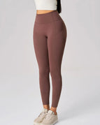 Dark Brown / 4