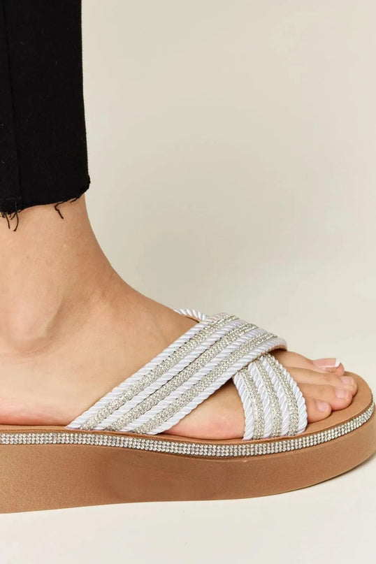 Sandalias de plataforma con cuña y diamantes de imitación deslumbrantes