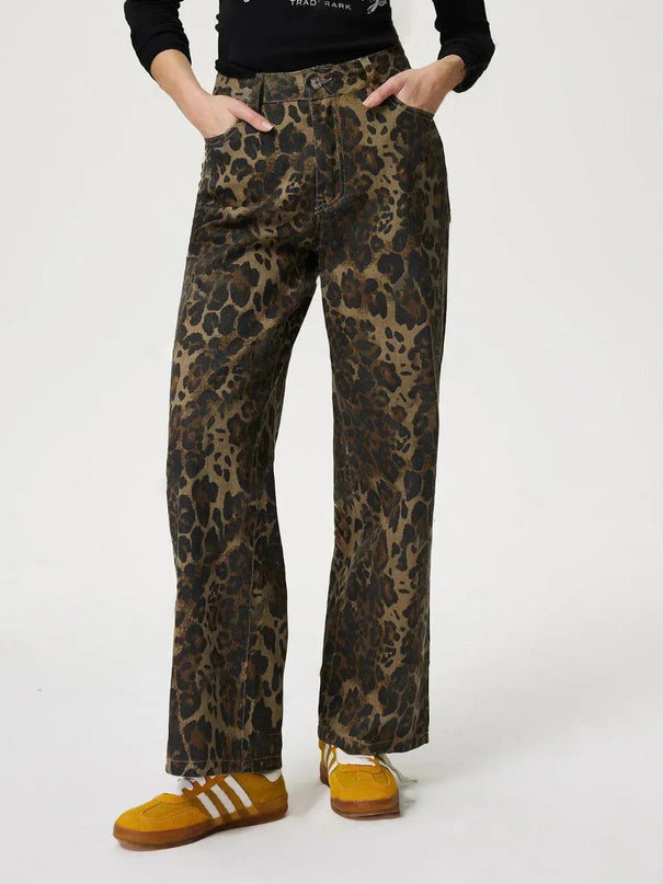 Leopard Straight Jeans with Pockets - ShopEasier