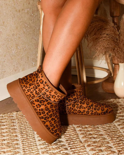 Botines de plataforma con estampado de leopardo y forro de piel acogedores y elegantes