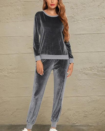 Cozy Round Neck Long Sleeve Lounge Set with Convenient Pockets