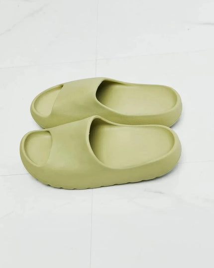 NOOK JOI Cozy Comfort Slides in Green