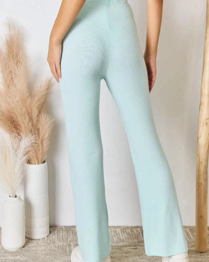 Pantalones acampanados de cintura alta ultra suaves para una elegancia sin esfuerzo