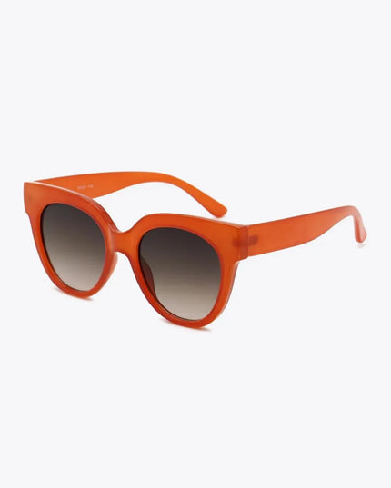 Polycarbonate Round Sunglasses with UV400 Protection and Case